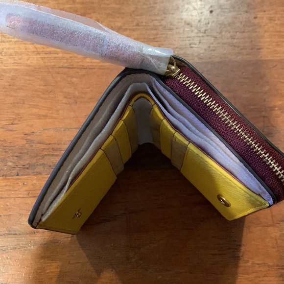 NWT Tory Burch Block Medium Wallet - Picture 6 of 9